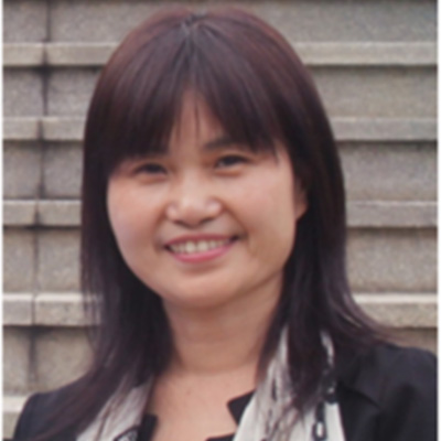 華中師范大學(xué)教育信息技術(shù)學(xué)院教授、博士、碩士生導(dǎo)師，主要從事多媒體學(xué)習(xí)、學(xué)習(xí)科學(xué)與技術(shù)、教師專業(yè)發(fā)展的教學(xué)和科研工作。